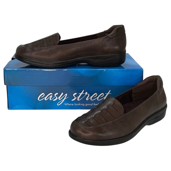 easy street Shoes - Easy Street Genesis Brown Burnished Faux Leather Womens Loafers Size 8N